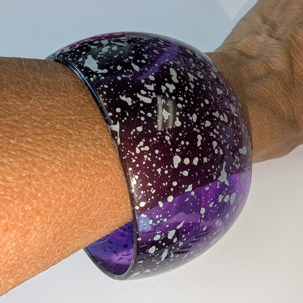 EVC PURPLE LUCITE BANGLE BRACELET